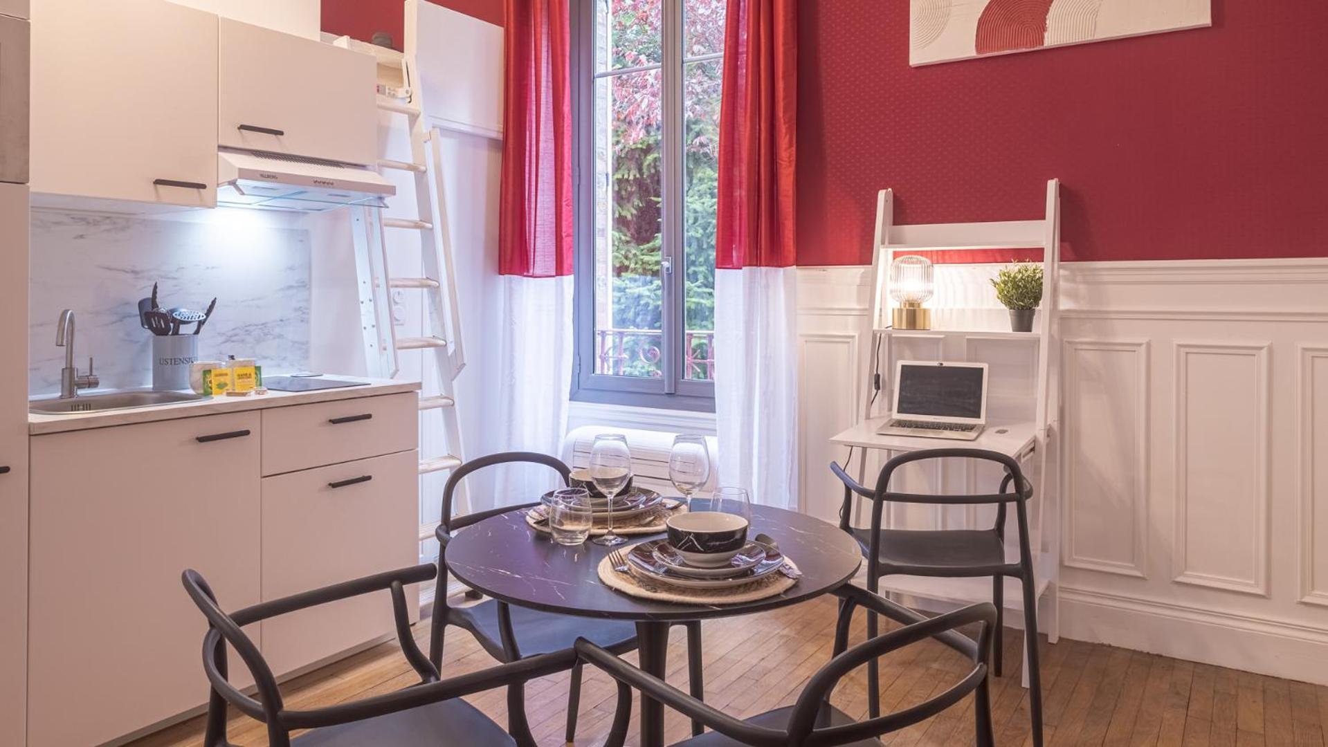 Bonappart 4 - Charme Napoleonien & Confort Troyes Luaran gambar
